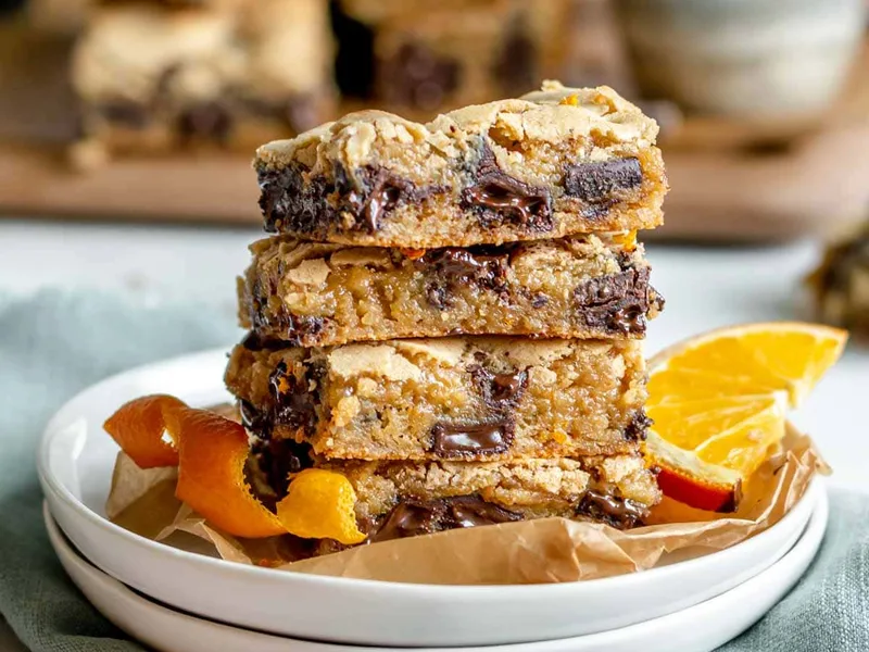 Dark Chocolate Orange Blondies with Brown Butter