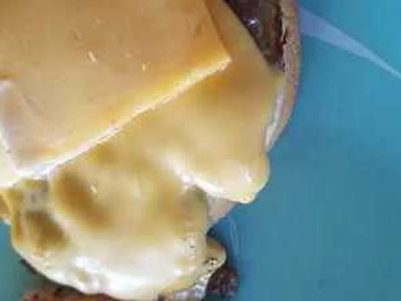 Culver's-Style Smashed Butter Cheeseburger