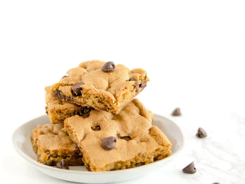 Sheet Pan Chocolate Chip Cookie Bars