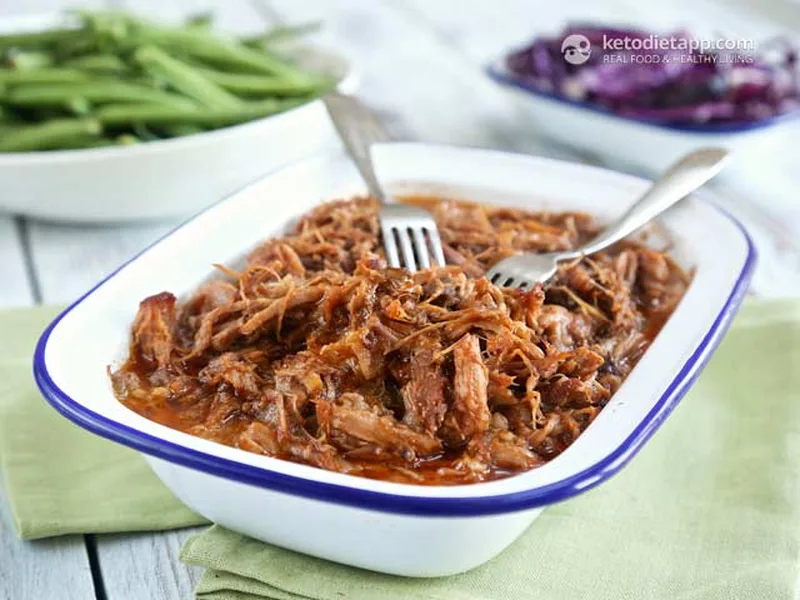 Slow Cooker Pulled Pork with Crispy Skin and BBQ Sauce