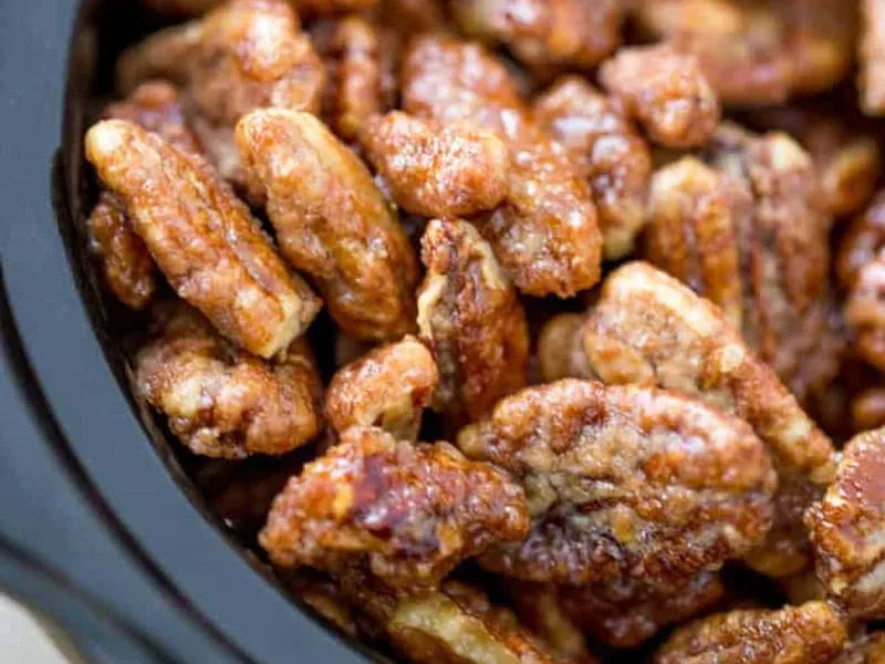Slow Cooker Candied Cinnamon Pecans with Brown Sugar