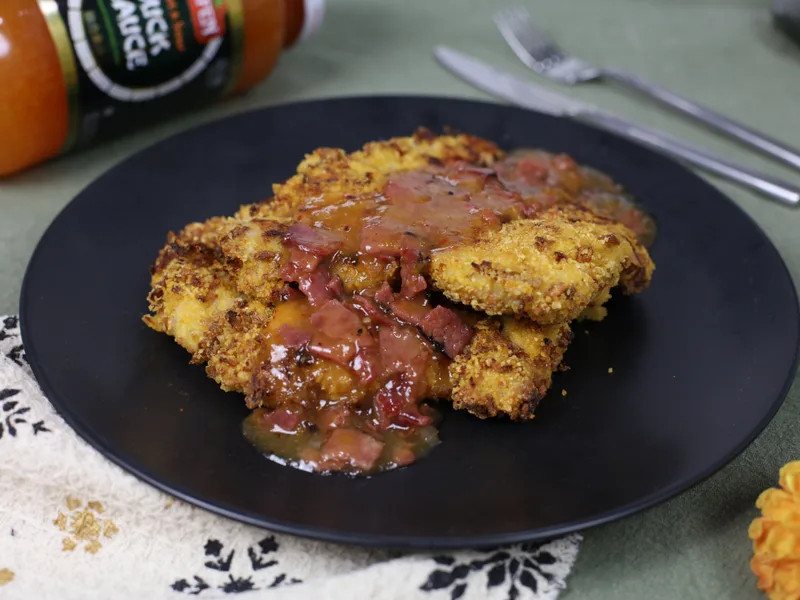 Crispy Oven-Baked Chicken Cutlets with Pastrami Duck Sauce
