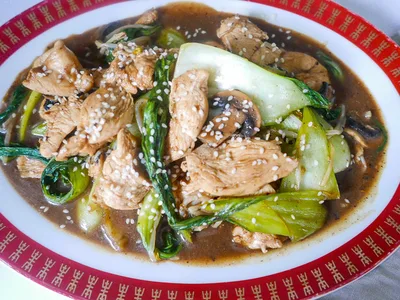 Stir-Fried Chicken Chop Suey with Mushrooms