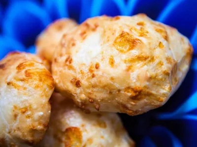 Brazilian Pan de Queso Tapioca Cheese Bread Rolls