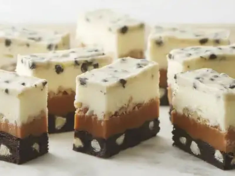 Cookies and Cream Caramel Layer Bars with Pecans