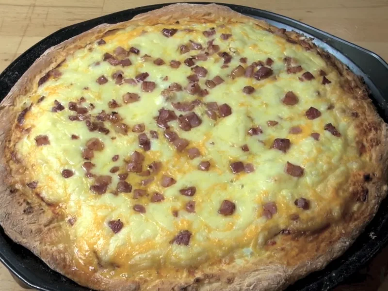 Bacon Egg Pizza with Yogurt Dough
