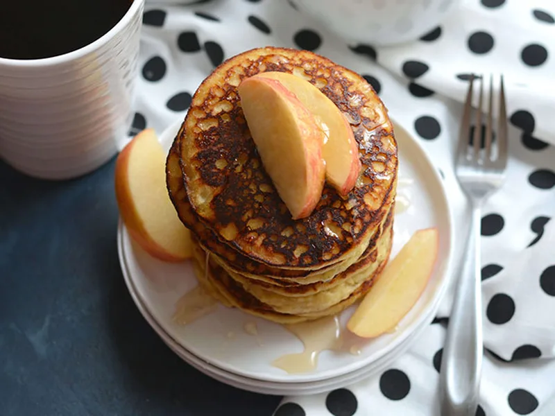 Easy Fluffy Almond Flour Applesauce Pancakes in 15 Minutes