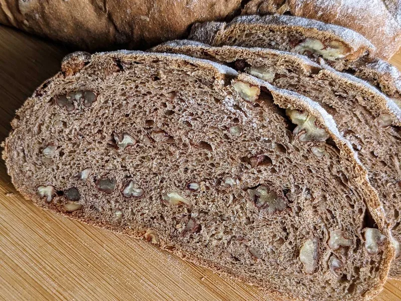 Paul Hollywood's Pecan Loaf