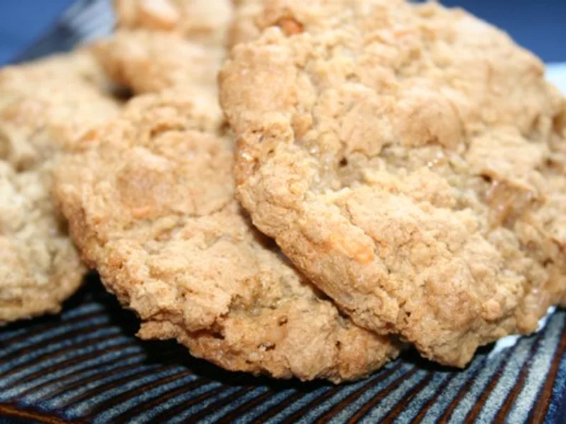 Oatmeal Butterscotch Toffee Crisp Rice Cereal Cookies