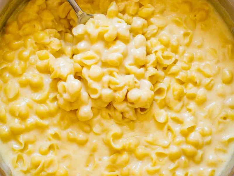 20-Minute Stovetop White Cheddar Mac and Cheese