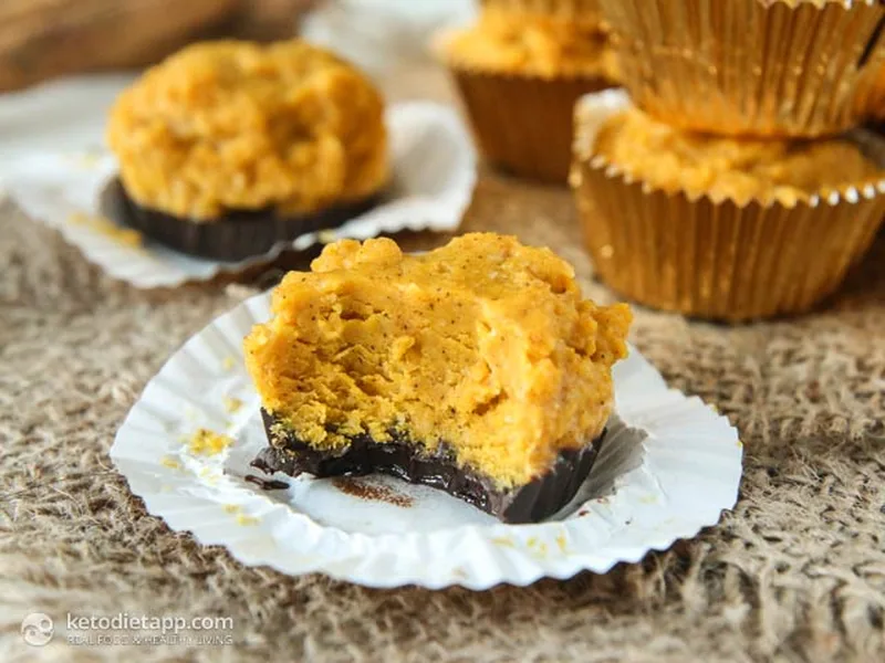 Dark Chocolate Pumpkin Spice Fat Bombs with Coconut