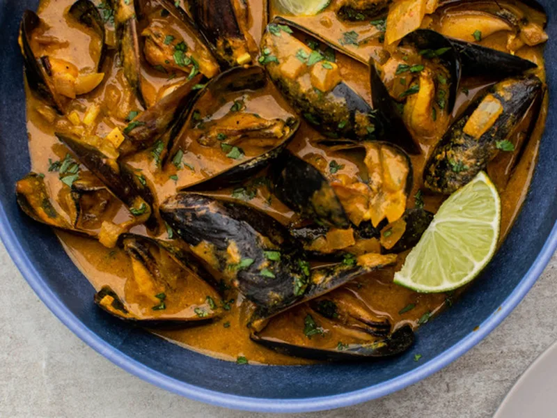 Coconut Curry Mussels with Tomato and Ginger