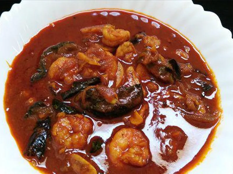 Spiced Prawns in Coconut-Tamarind Gravy