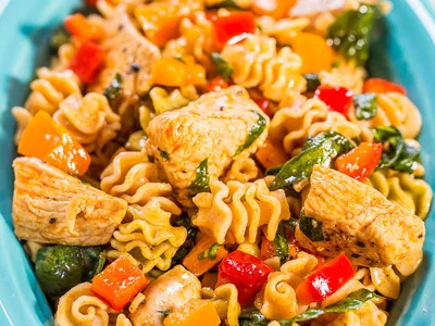 Smoky Honey Chicken Pasta Salad with Spinach