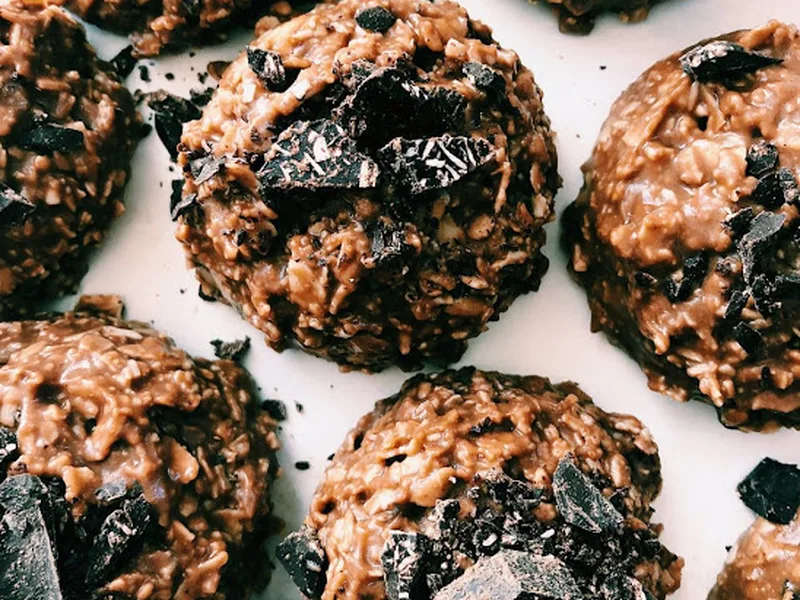 Chocolate Peanut Butter Keto Fat Bombs with Coconut