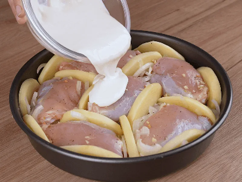 Roast Chicken Thighs with Creamy Potatoes and Melted Mozzarella