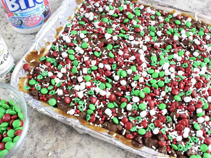 Christmas Crack Saltine Toffee with Chocolate and Marshmallows