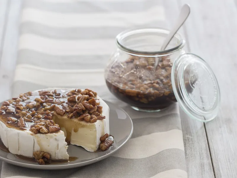 Cinnamon Pecan Pie Topping with Rum Extract