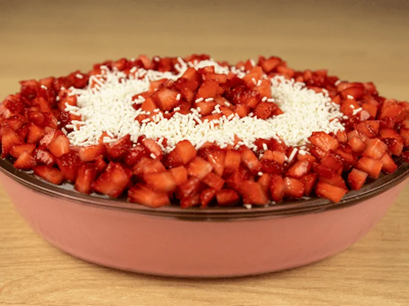 No-Condensed-Milk Chocolate Strawberry Dessert