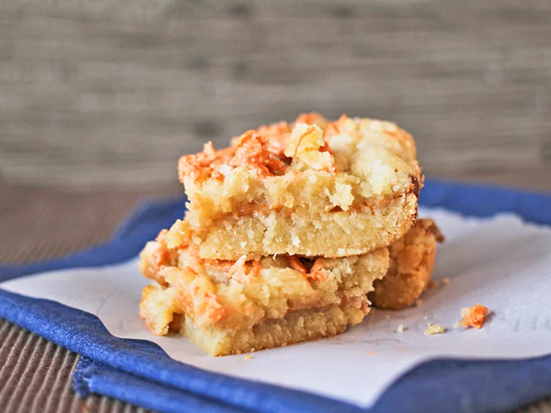 Dulce de Leche Shortbread Bars with Pumpkin Spice Drizzle
