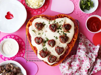 Romantic Heart Spaghetti Cake with Sriracha Meatballs