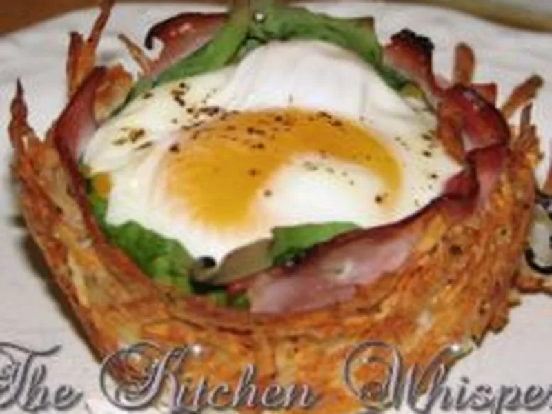 Baked Hash Brown Breakfast Nests with Ham and Spinach