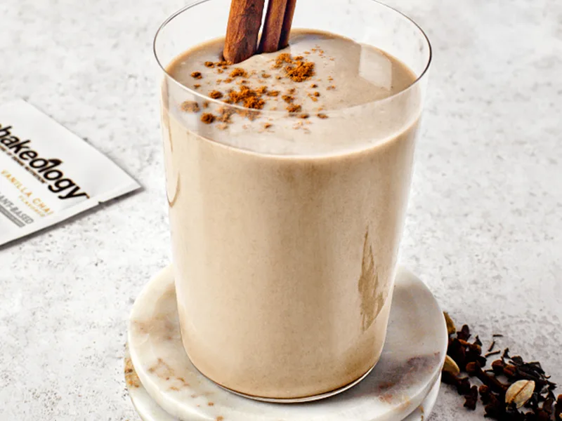 Dirty Vanilla Chai Latte Smoothie