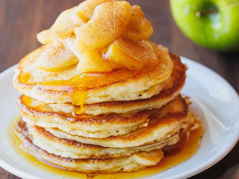 Easy Apple Cinnamon Pancakes with Fresh Grated Apples