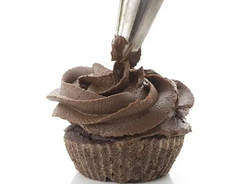 Sugar-Free Chocolate Avocado Buttercream with Swerve
