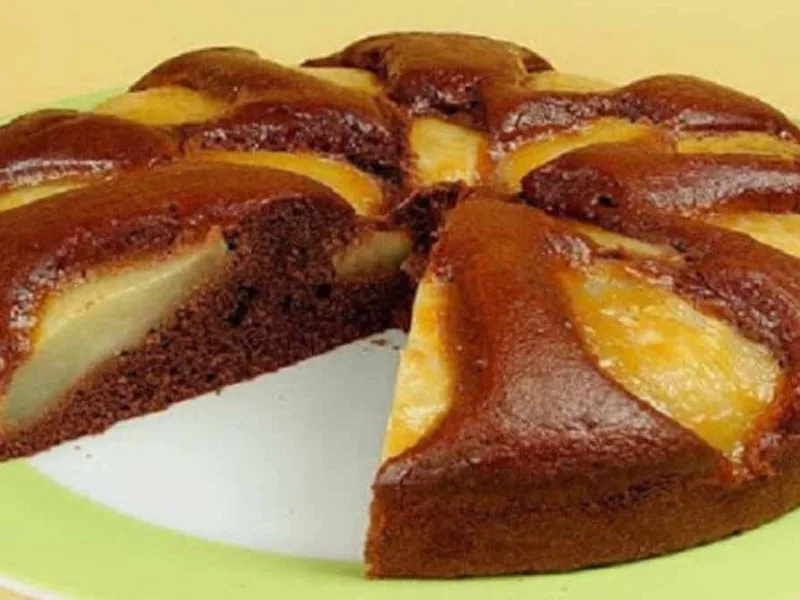 Chocolate Pear Cake with Vanilla