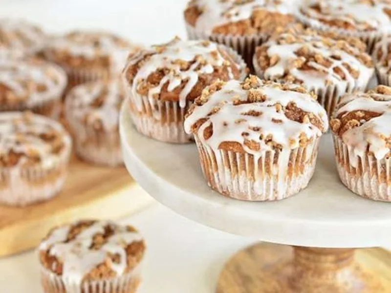 Spice Muffins with Streusel and Bean-Based Batter