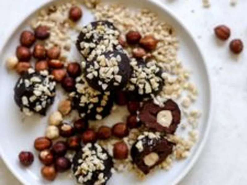 Vegan No-Bake Ferrero Rocher Chocolate Hazelnut Truffles