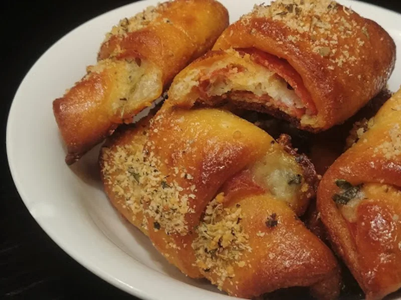 Low-Carb Pepperoni Pizza Croissants with Almond Flour Dough