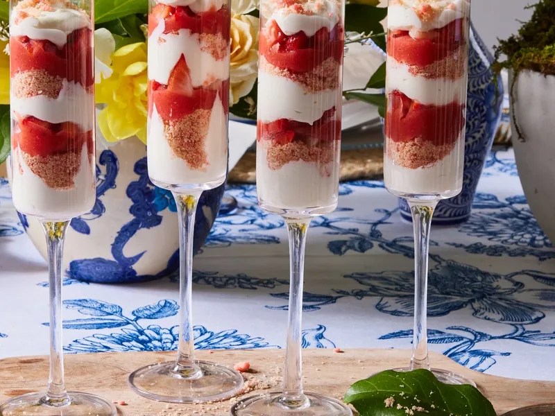 Strawberry Shortcake Cheesecake Cups with Cookie Crumb Layers