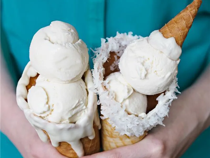 No-Churn Vanilla Ice Cream with Heavy Cream