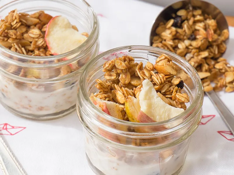 Homemade Apple-Currant Granola with Maple Syrup and Honey
