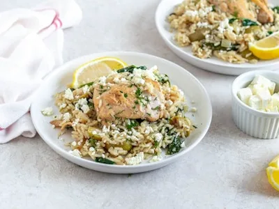 One-Pot Greek Chicken and Rice with Spinach and Feta