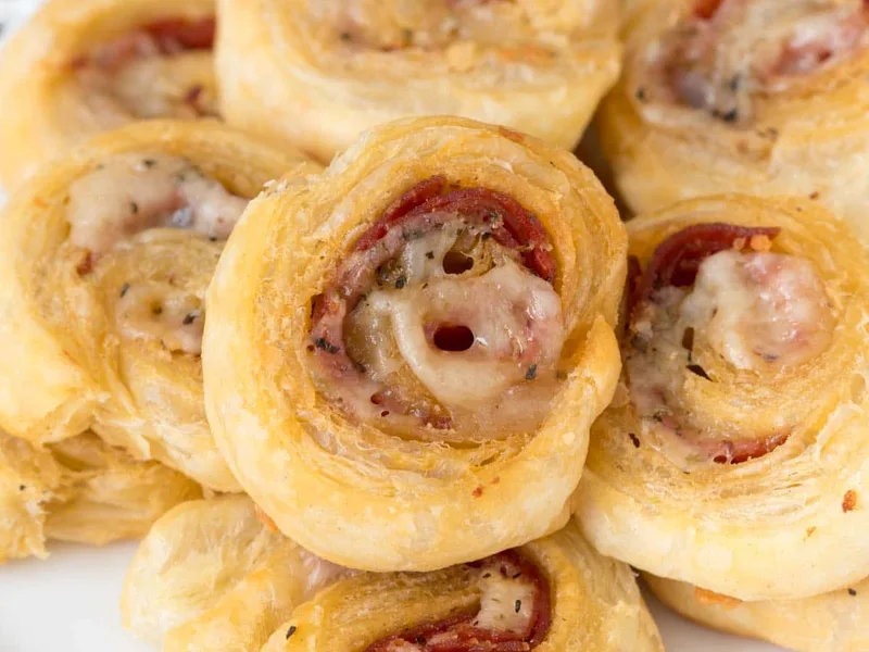 Easy Pepperoni Cheese Puff Pastry Pinwheels