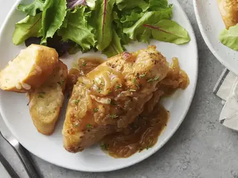Slow-Cooker French Onion Chicken with Swiss Cheese Toasts