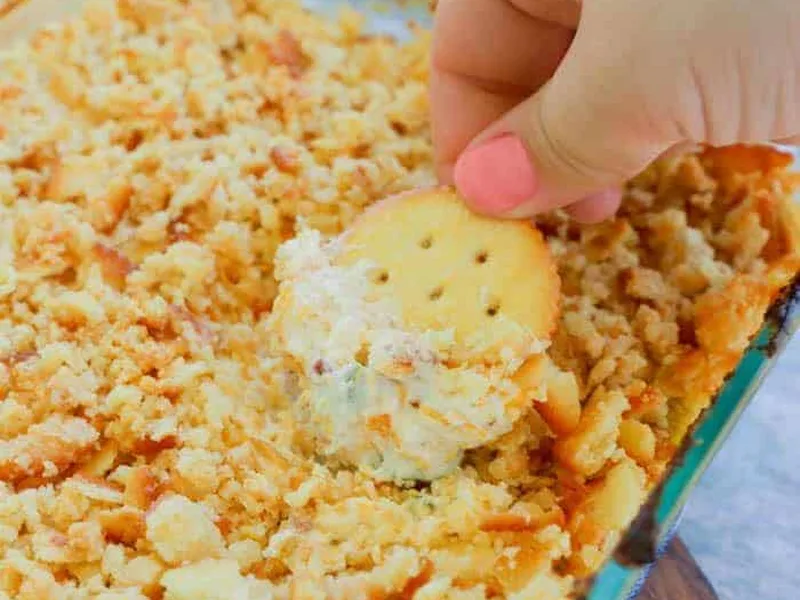 Baked Jalapeño Popper Dip with Bacon and Cheese Topping