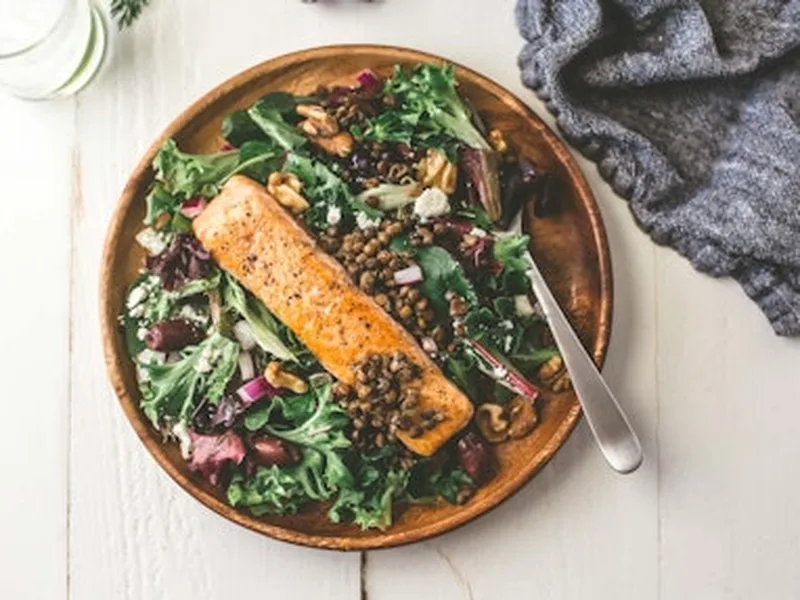 Warm Salmon and Lentil Salad with Lemon-Dill Vinaigrette