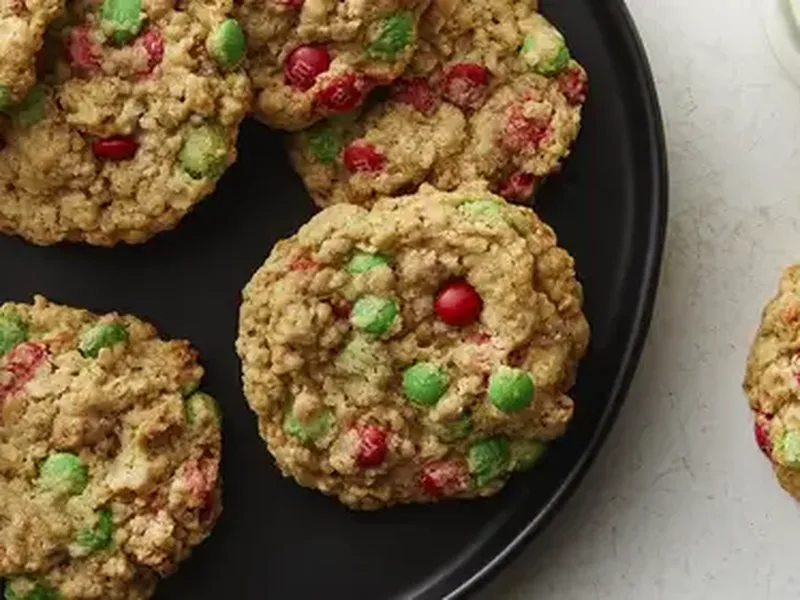 Easy Holiday Oatmeal Granola Cookies with M&M Candies