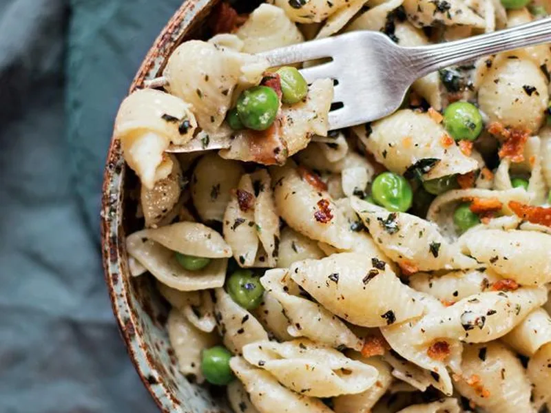 Creamy Bacon Pasta Shells with Fresh Peas and Mint
