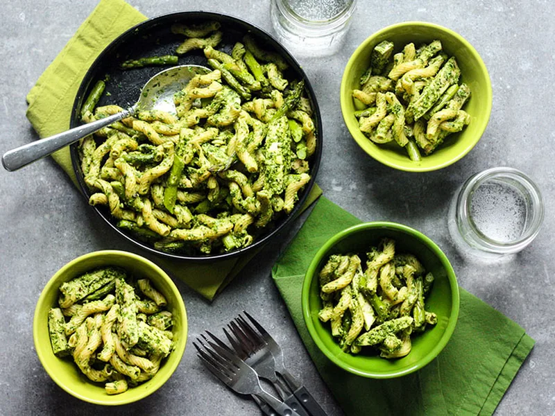 Asparagus Chicken Pesto Pasta with Parsley Walnut Sauce