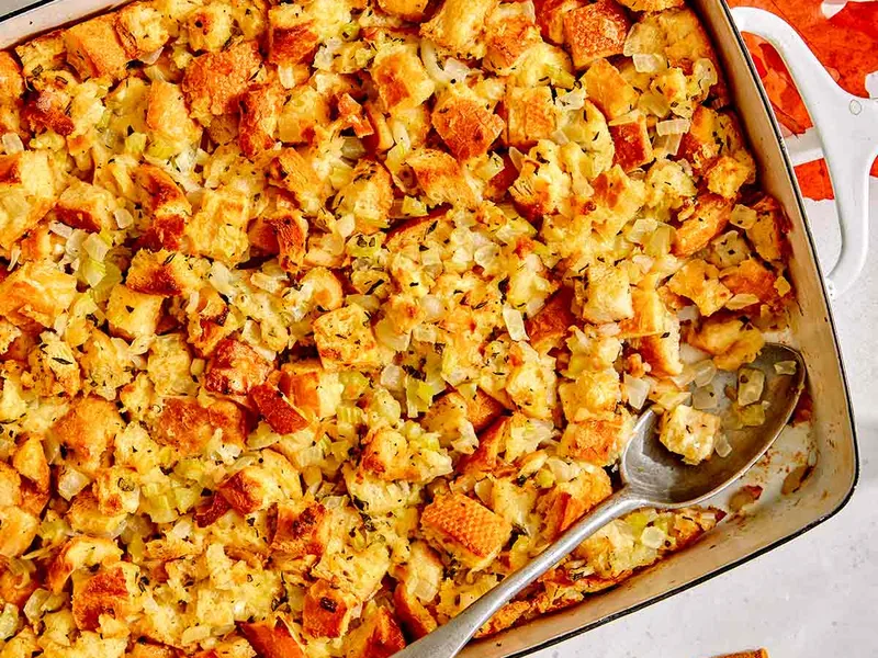 Classic Homemade Bread Stuffing with Herbs and Butter