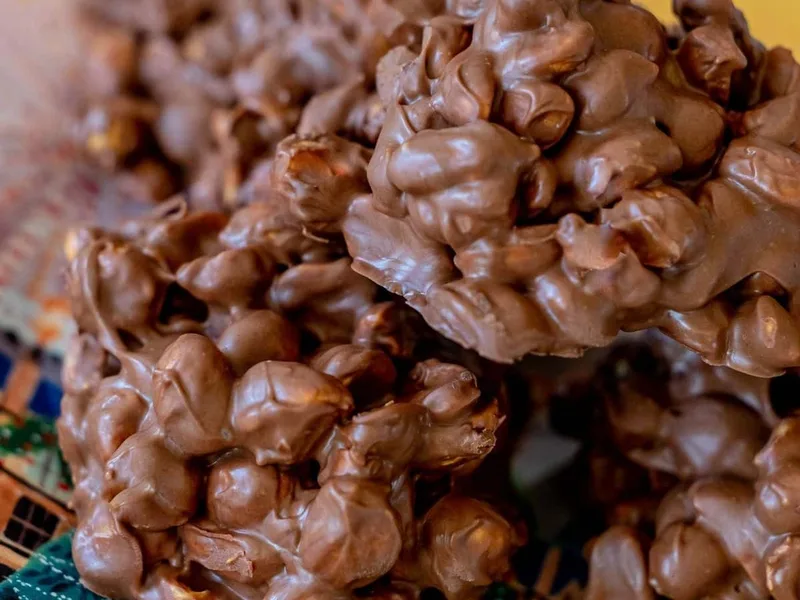 Slow Cooker Chocolate Peanut Butter Clusters with Vanilla Bark