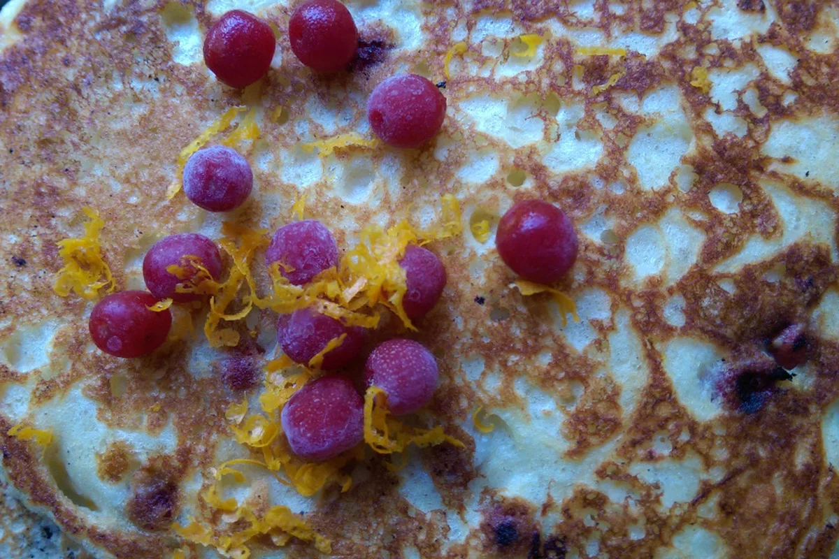 30-Minute Orange and Autumn Olive Pancakes | EasyCook