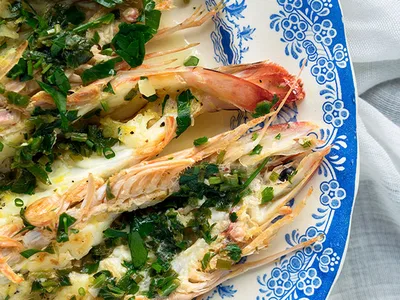 Garlic Butter Butterfly Prawns with Lemon Wine Sauce