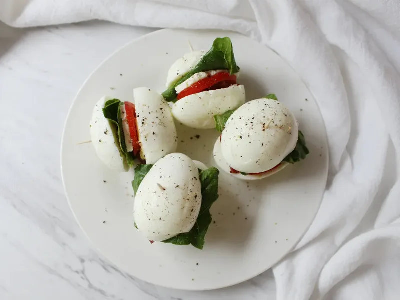 Keto Cobb Salad Bites with Bacon and Blue Cheese