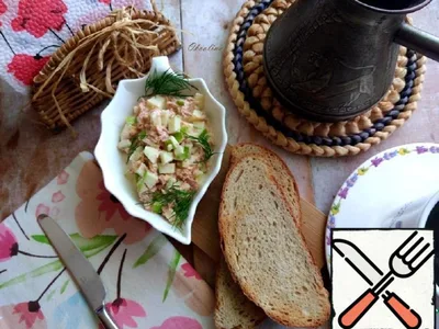 Tuna Apple Spread with Spicy Mayo Dip